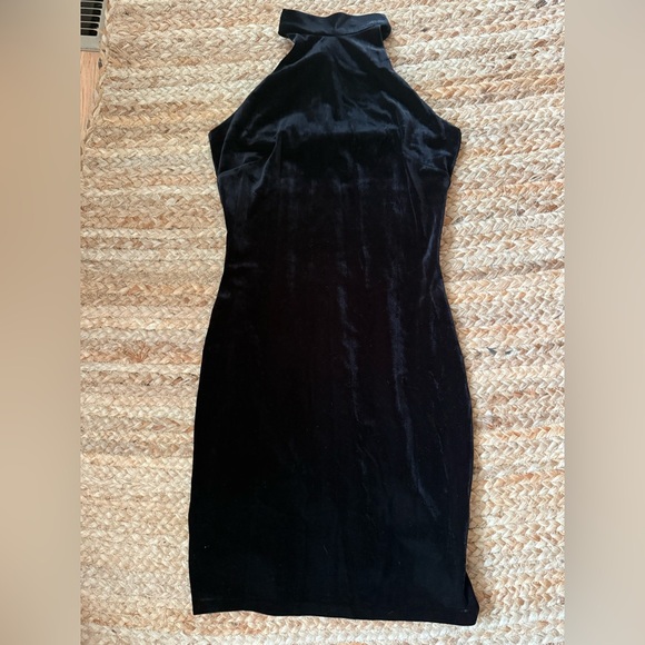 Mango Small Black Velvet Halter Style Mini Bodycon Dress - Picture 1 of 4